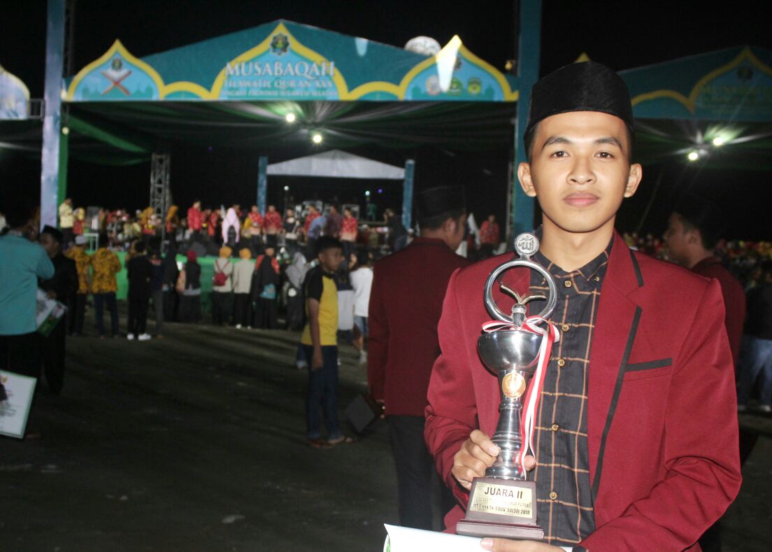 Gambar Mahasiswa BSA UIN Alauddin Juara II Lomba Tafsir Bahasa Arab